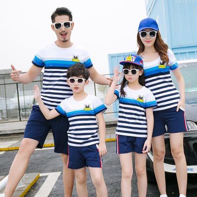 Top 05 Mẫu Áo Gia Đình Đẹp 2024